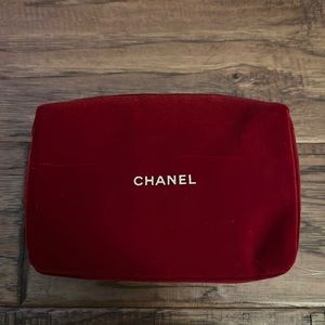CHANEL RED VELVET MAKEUP BAG